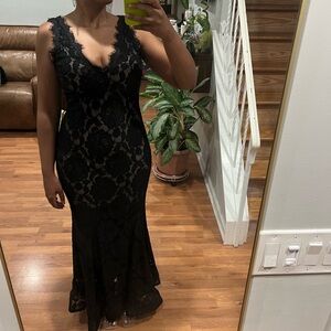 Avery G Black Lace Maxi Dress